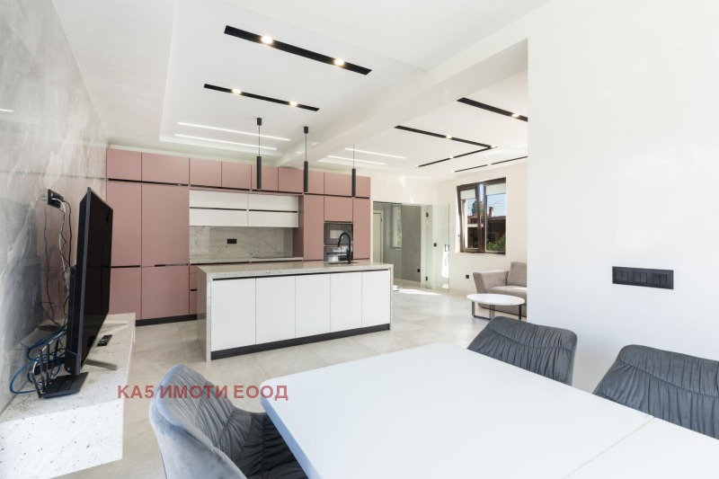 Til salgs  Hus Sofia , Lozen , 330 kvm | 54122063 - bilde [7]
