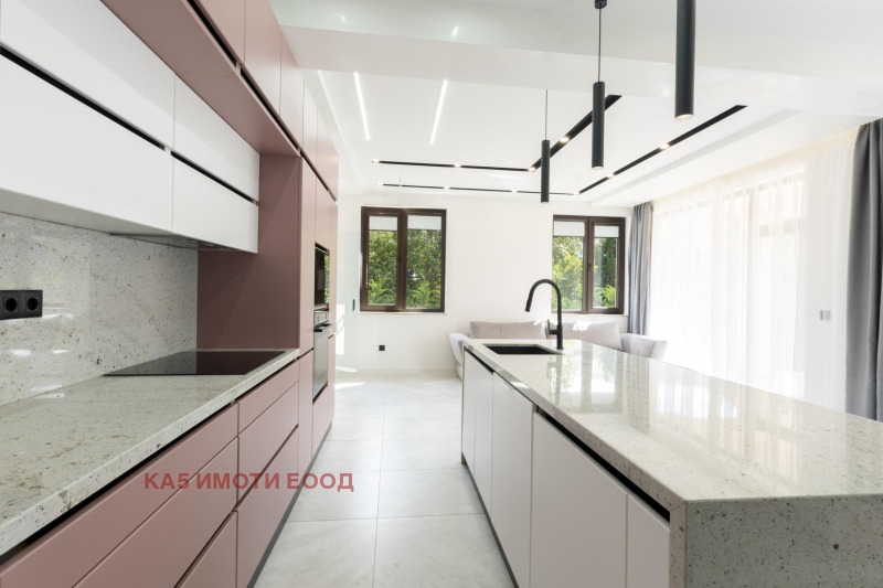 Til salgs  Hus Sofia , Lozen , 330 kvm | 54122063 - bilde [3]