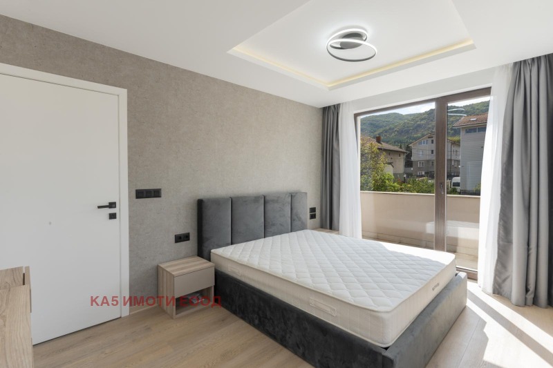 Til salgs  Hus Sofia , Lozen , 330 kvm | 54122063 - bilde [12]