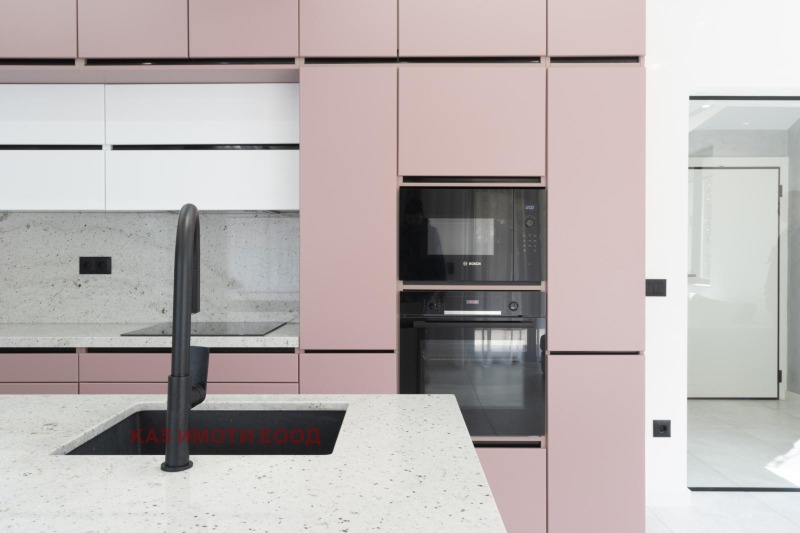 Til salgs  Hus Sofia , Lozen , 330 kvm | 54122063 - bilde [4]