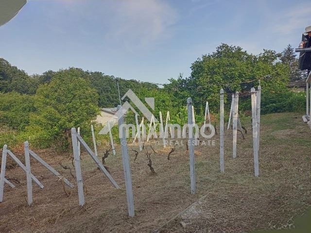 Продава ВИЛА, гр. Варна, м-т Крушките, снимка 2 - Вили - 54202094