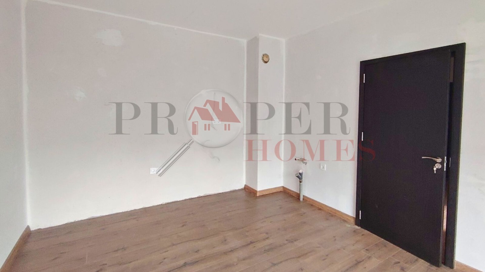 Продава 4-СТАЕН, гр. Велико Търново, Бузлуджа, снимка 2 - Апартаменти - 53689488