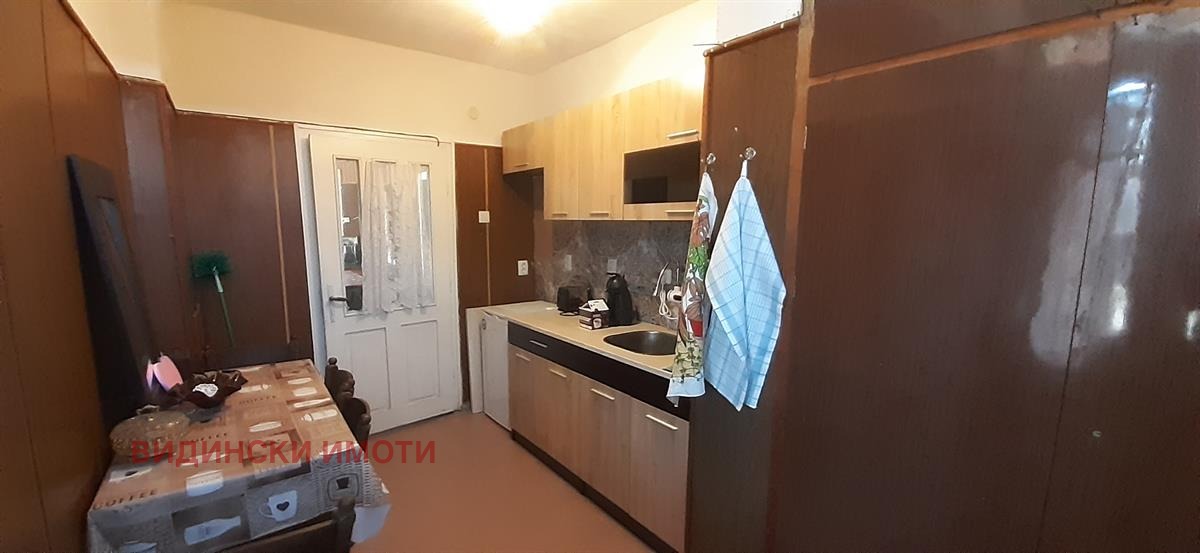 Продава КЪЩА, с. Слана бара, област Видин, снимка 9 - Къщи - 54997827