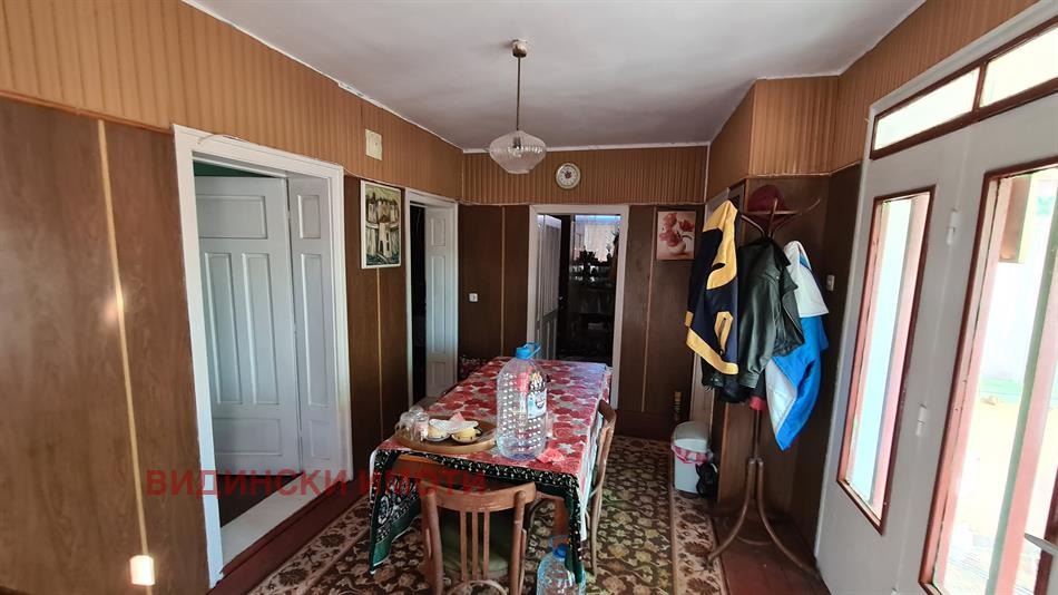 Продава КЪЩА, с. Слана бара, област Видин, снимка 3 - Къщи - 54997827