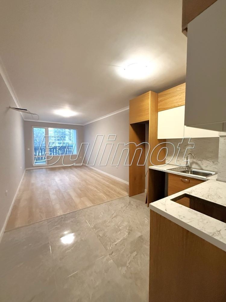 En venta  1 dormitorio Varna , k.k. Sv.Sv. Konstantin i Elena , 78 metros cuadrados | 50170363