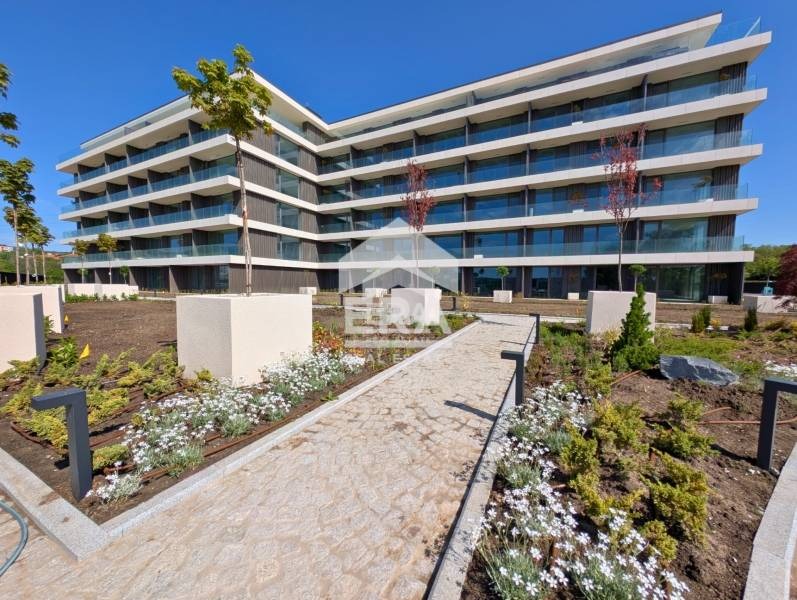 Продава 2-СТАЕН, гр. Шумен, Пазара, снимка 2 - Апартаменти - 47664052