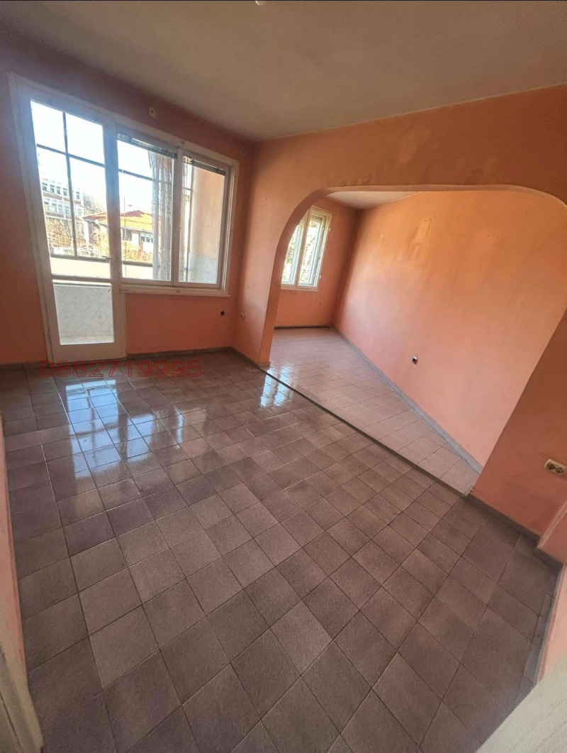 Eladó  3 hálószobás régió Gabrovo , Sevlievo , 109 négyzetméter | 23561319