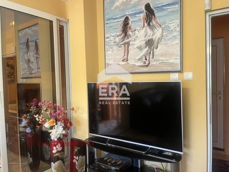 Продава 3-СТАЕН, гр. Плевен, Идеален център, снимка 3 - Апартаменти - 53810069