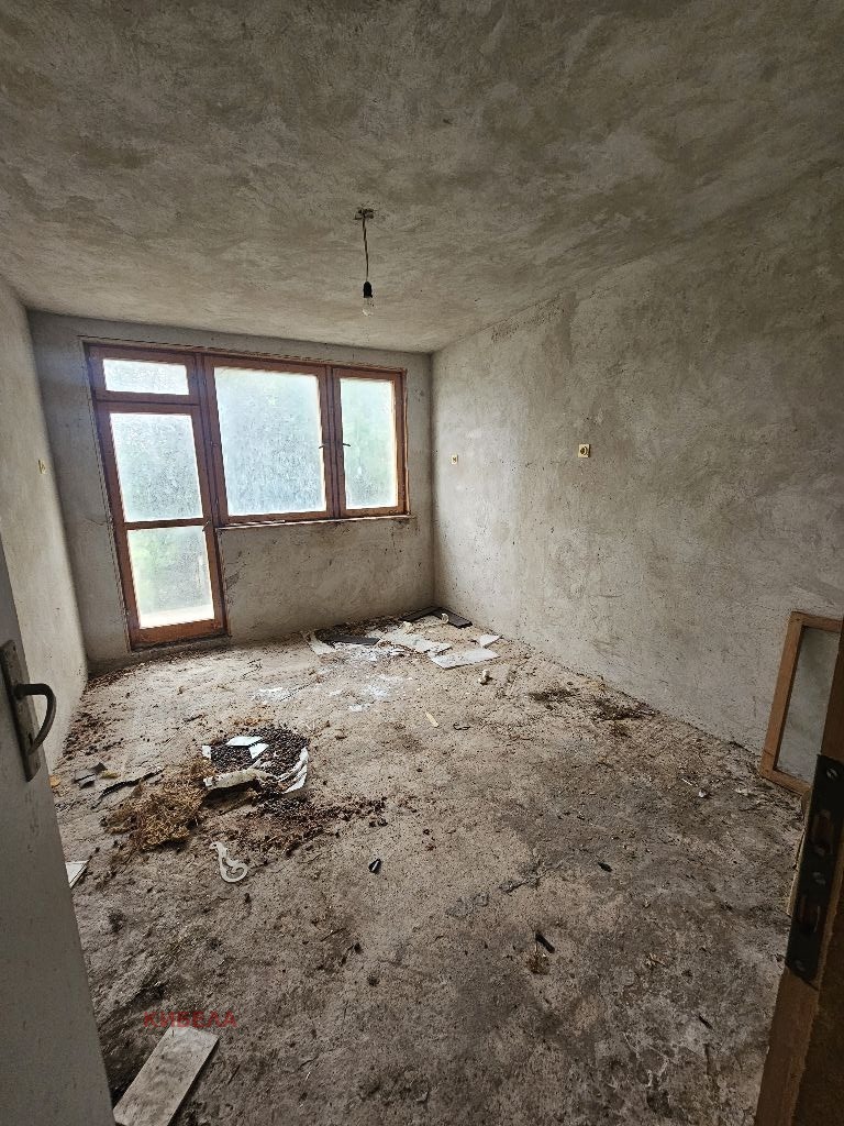 Eladó  Ház régió Pernik , Sadovik , 129 négyzetméter | 79352565 - kép [5]