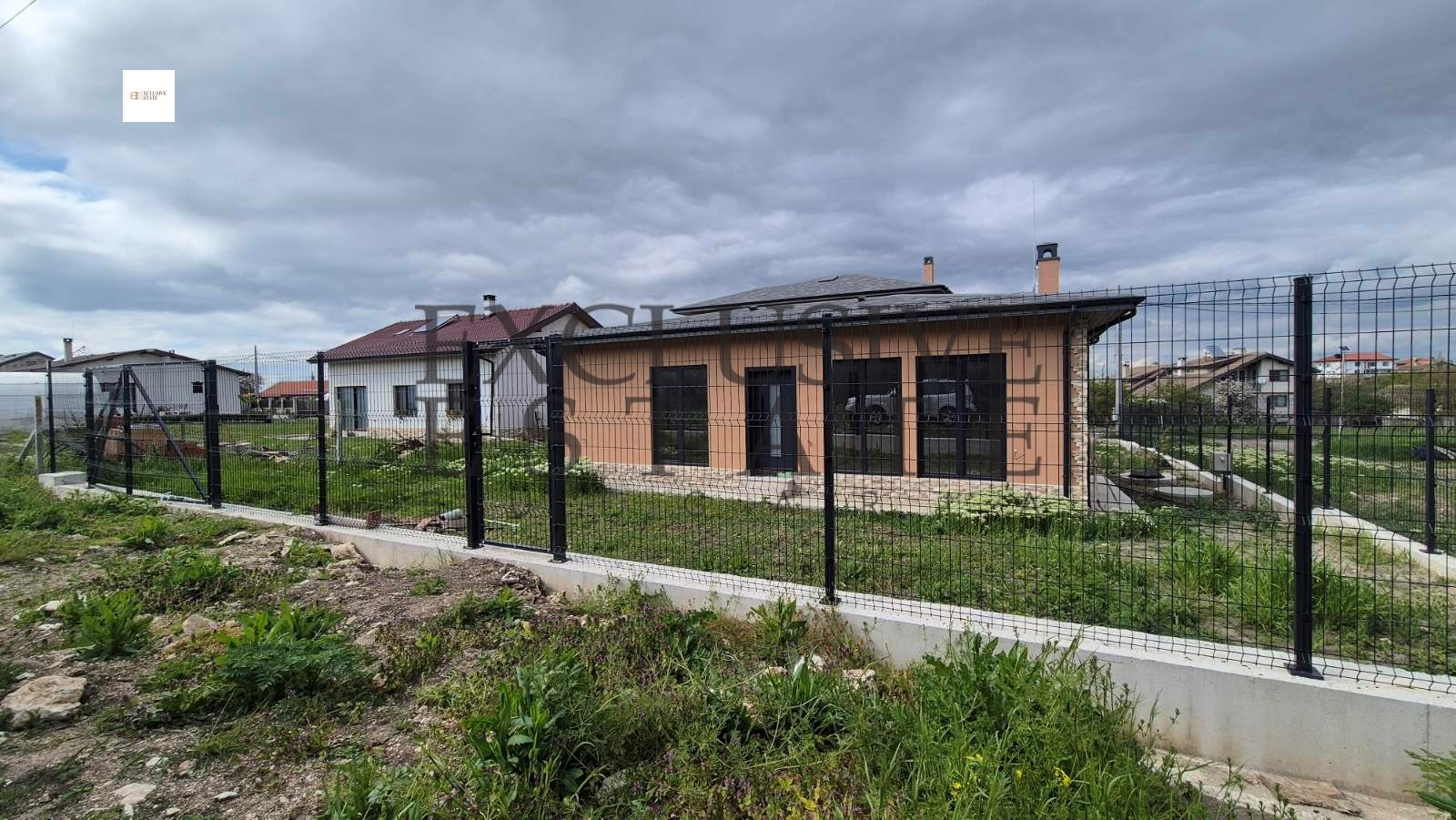 Продава КЪЩА, с. Яребична, област Варна, снимка 6 - Къщи - 54642192