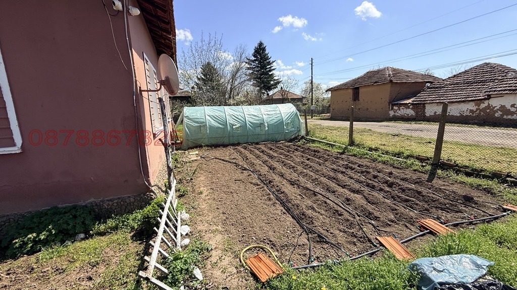 Продава КЪЩА, с. Крива бара, област Монтана, снимка 13 - Къщи - 55435337