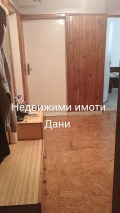 Продава 4-СТАЕН, град Шумен, Математическа гимназия • 320000 лв. / 163613.40 € • 61092130 1