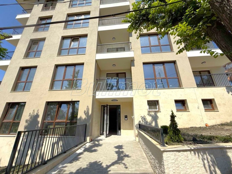 Продается  1 спальня Варна , Бриз , 66 кв.м | 97897980
