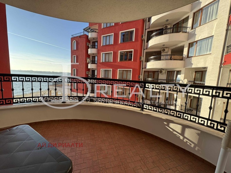 Продава 3-СТАЕН, гр. Несебър, област Бургас