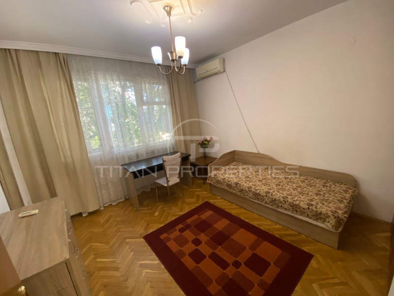 Zu verkaufen  3 Schlafzimmer Plowdiw , Zentar , 140 qm | 27352942 - Bild [2]