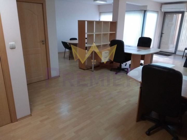 Zu verkaufen  Büro Sofia , Druschba 2 , 114 qm | 90950899 - Bild [2]