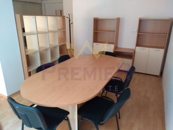 Zu verkaufen  Büro Sofia , Druschba 2 , 114 qm | 90950899 - Bild [3]