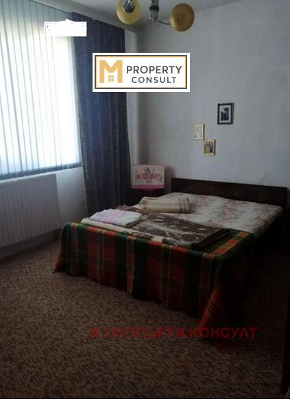 Продава ЕТАЖ ОТ КЪЩА, гр. Долни Дъбник, област Плевен, снимка 3 - Етаж от къща - 54540728