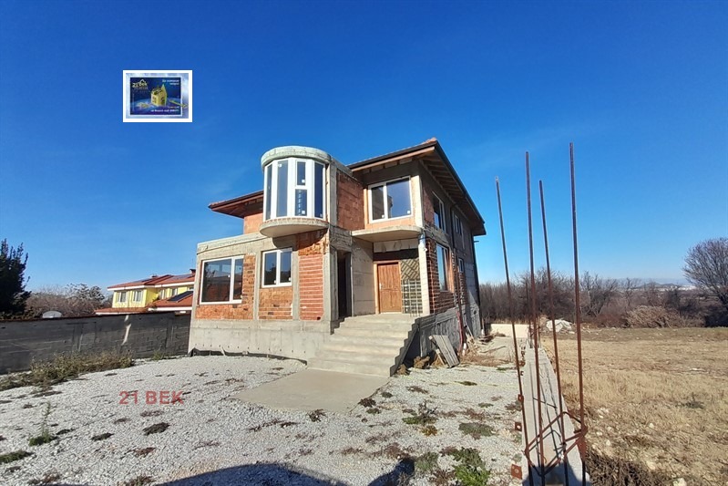 À venda  Casa região Plovdiv , Markovo , 348 m² | 15565782 - imagem [10]