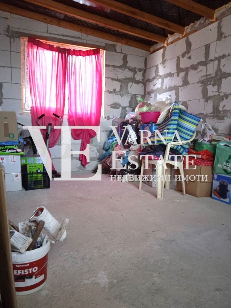 Продава КЪЩА, гр. Варна, м-т Добрева чешма, снимка 12 - Къщи - 54406959