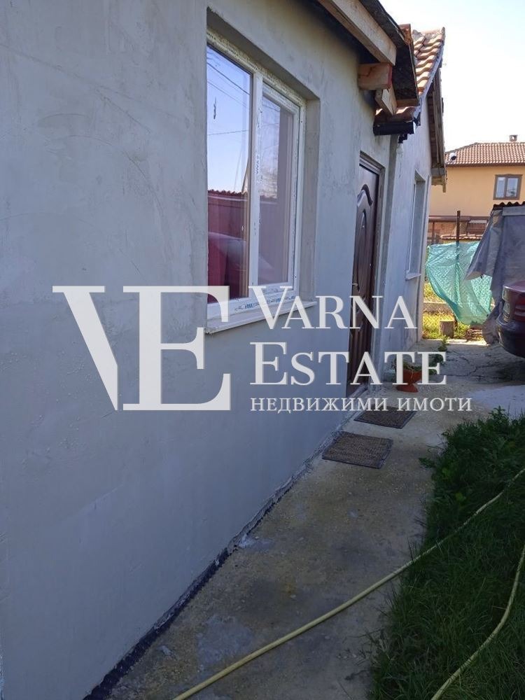 Продава КЪЩА, гр. Варна, м-т Добрева чешма, снимка 5 - Къщи - 54406959