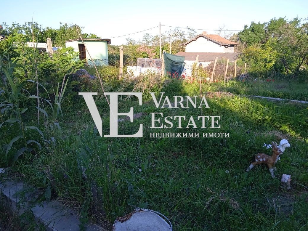 Продава КЪЩА, гр. Варна, м-т Добрева чешма, снимка 16 - Къщи - 54406959