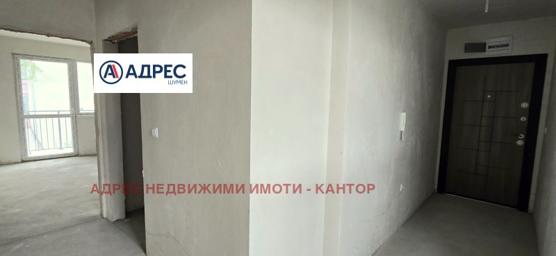 Продава 3-СТАЕН, гр. Шумен, Дивизионна болница, снимка 2 - Aпартаменти - 47408685