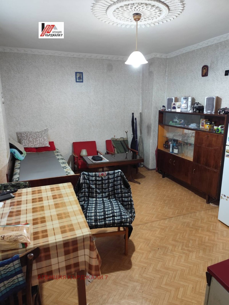 Til salg  2 soveværelser Kardzhali , Vazrozhdentsi , 60 kvm | 51816526 - billede [2]