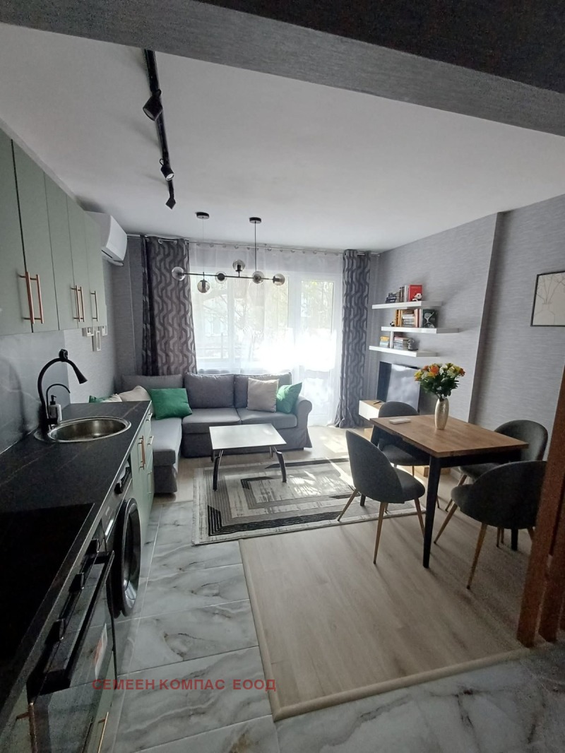 Продава  3-стаен град Пловдив , Кършияка , 65 кв.м | 75865763 - изображение [2]