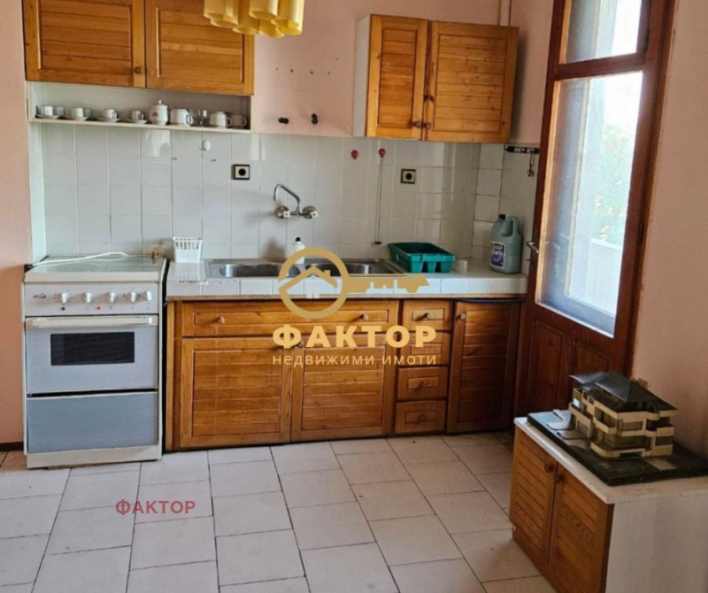 Продава КЪЩА, с. Чешнегирово, област Пловдив, снимка 11 - Къщи - 52753241