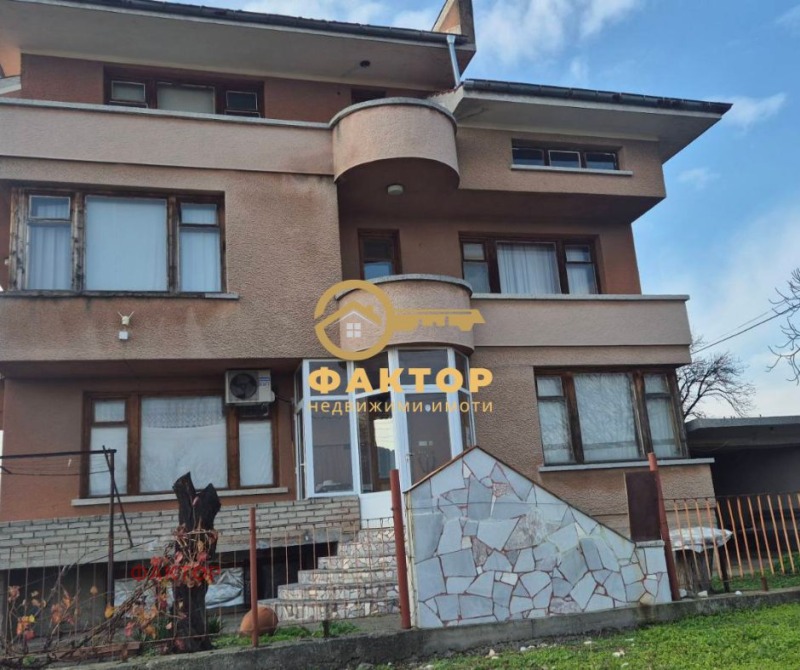 Продава КЪЩА, с. Чешнегирово, област Пловдив