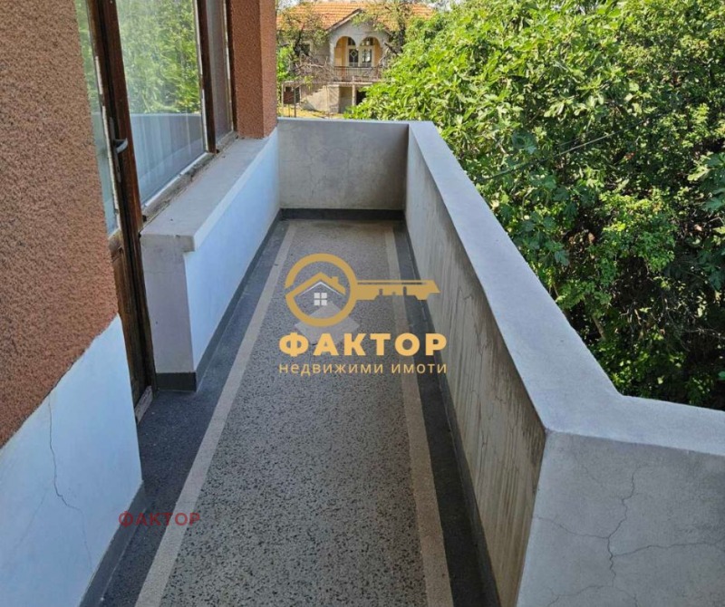 Продава КЪЩА, с. Чешнегирово, област Пловдив, снимка 13 - Къщи - 52753241