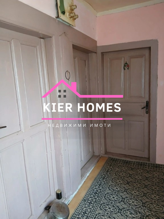 Продава КЪЩА, с. Елена, област Хасково, снимка 17 - Къщи - 54119896