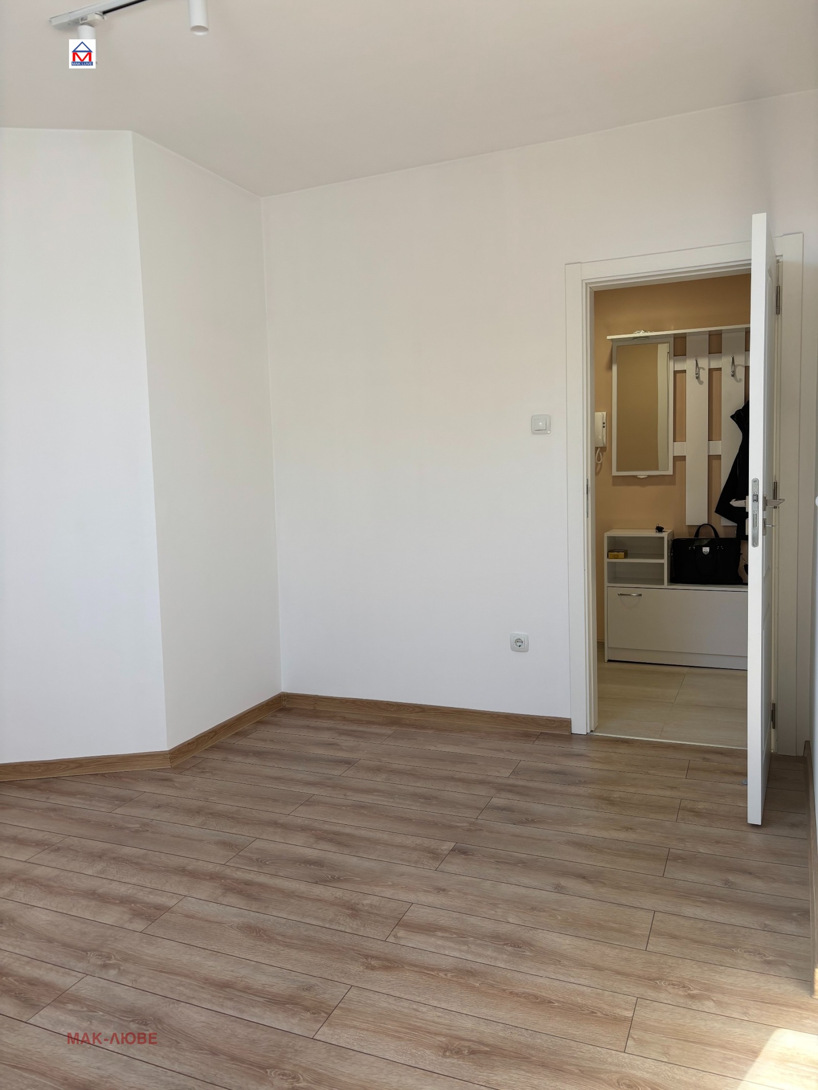 Продава МНОГОСТАЕН, гр. Варна, Централна поща, снимка 7 - Апартаменти - 55261428