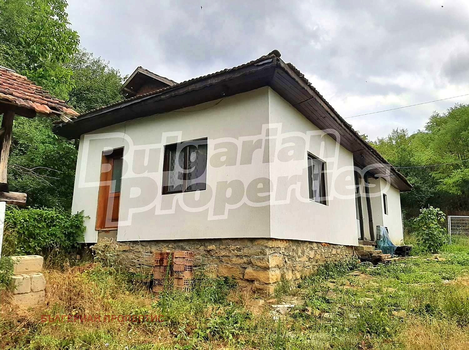 Продава КЪЩА, с. Царевец, област Враца, снимка 2 - Къщи - 51444506