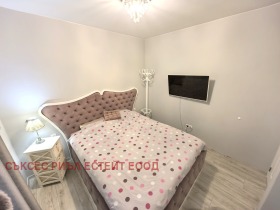 2 Schlafzimmer Izgrew, Warna 9