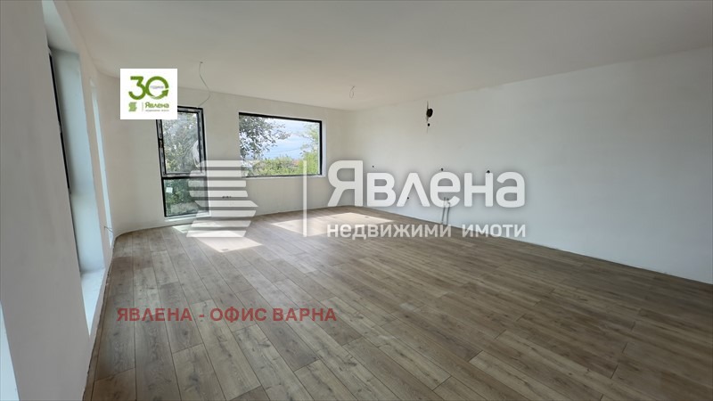 In vendita  2 camere da letto Varna , m-t Dolna Traka , 135 mq | 48117474