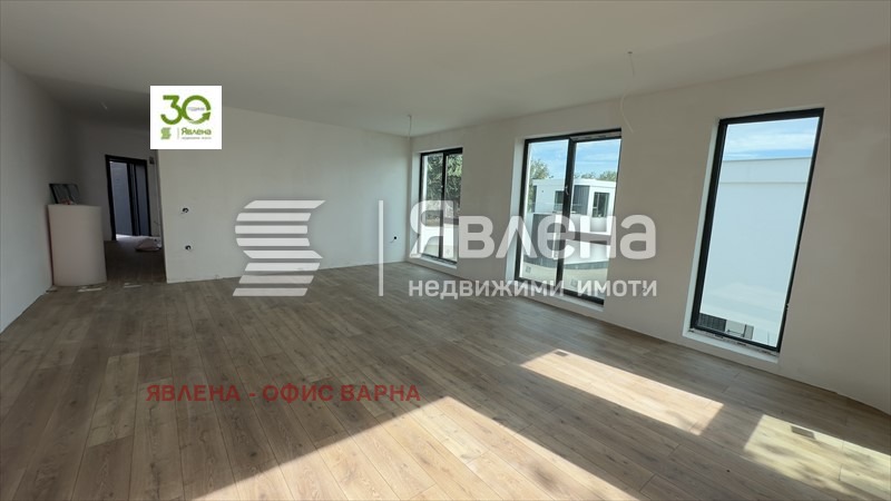 In vendita  2 camere da letto Varna , m-t Dolna Traka , 135 mq | 48117474 - Immagine [2]