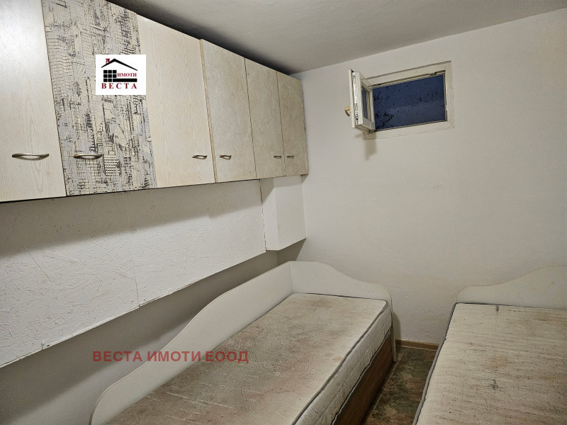 Продава АТЕЛИЕ, ТАВАН, гр. Варна, Лятно кино Тракия, снимка 8 - Апартаменти - 52719413