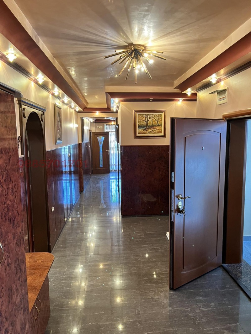 Myytävänä  3+ makuuhuone Haskovo , Kamenni , 305 neliömetriä | 50349140 - kuva [5]