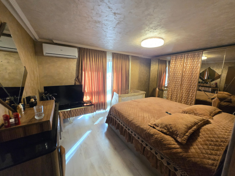 Продава КЪЩА, гр. София, Триъгълника, снимка 5 - Къщи - 53582030