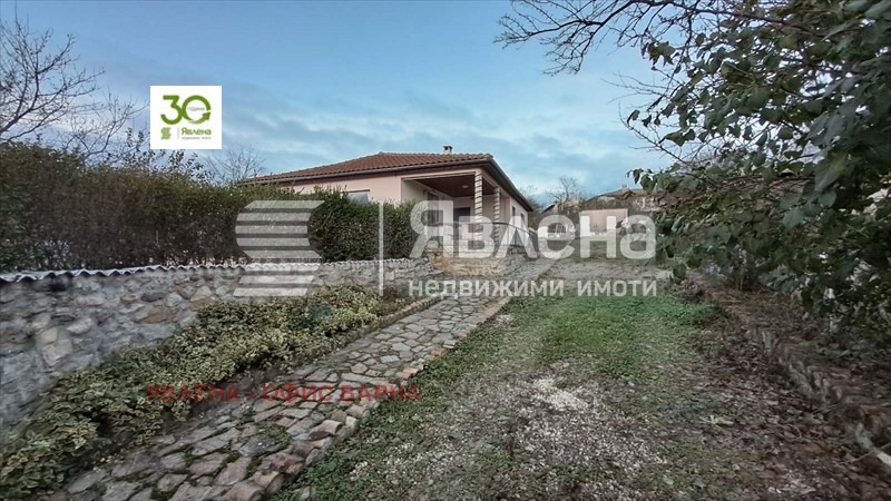 Продава КЪЩА, с. Аврен, област Варна, снимка 8 - Къщи - 54060233