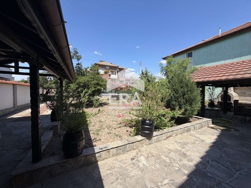Продава КЪЩА, гр. Харманли, област Хасково, снимка 16 - Къщи - 56067237