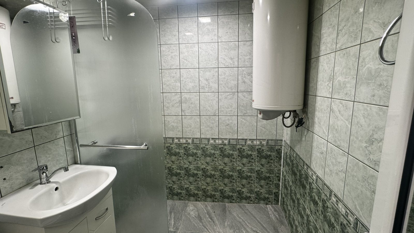 Продава 2-СТАЕН, гр. Русе, Възраждане, снимка 6 - Апартаменти - 54806044