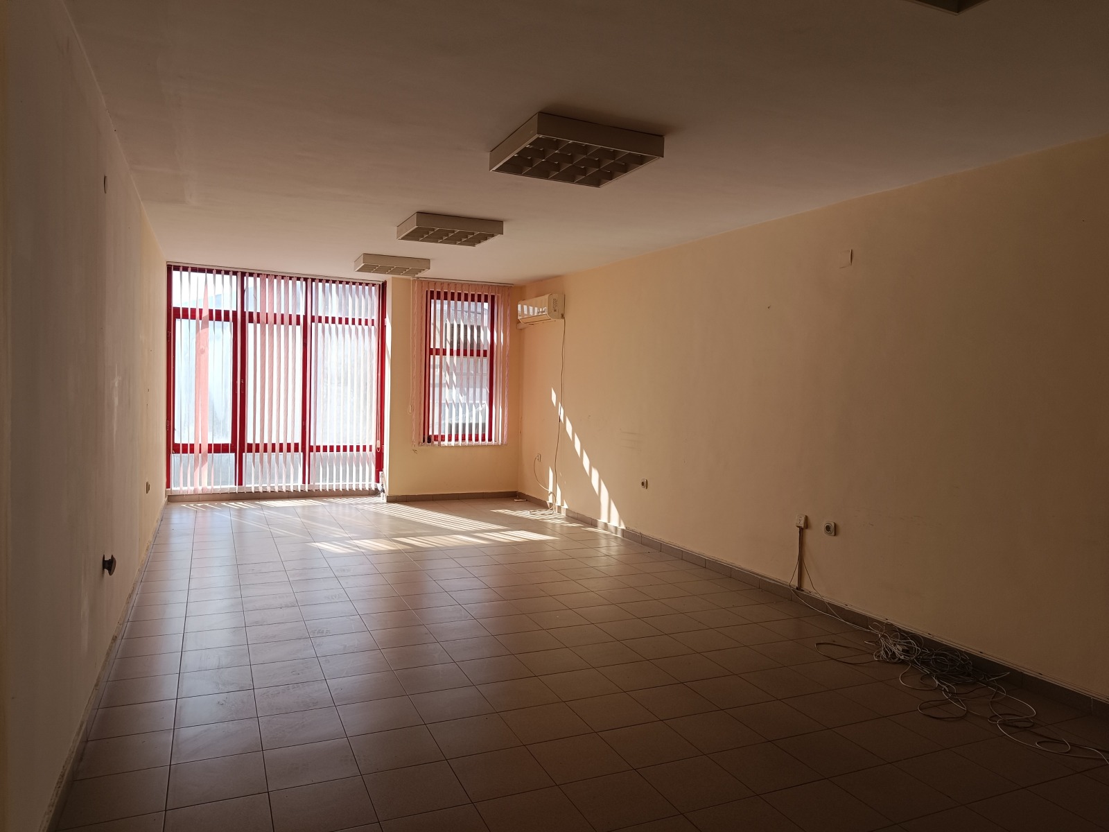 Продава ОФИС, гр. Стара Загора, Център