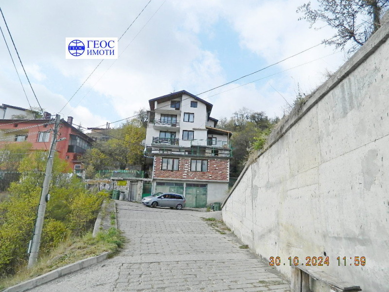 Продава КЪЩА в област Смолян, гр. Чепеларе - 265 кв.м / 150 000 € » 293 374.50 лв., ГЕОС ИМОТИ ЕООД