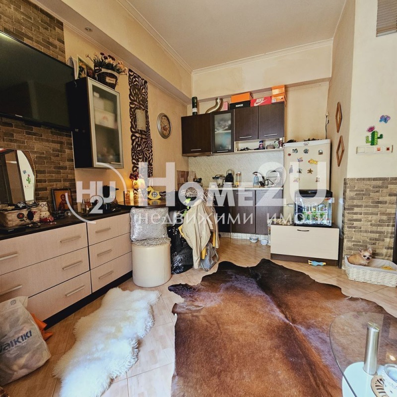 Продава 1-СТАЕН, гр. Варна, Колхозен пазар, снимка 1 - Aпартаменти - 48079167