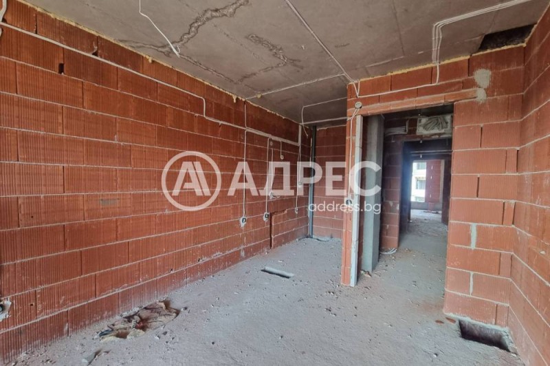 Na prodej  1 ložnice Sofia , Ovča kupel , 67 m2 | 35165246 - obraz [2]