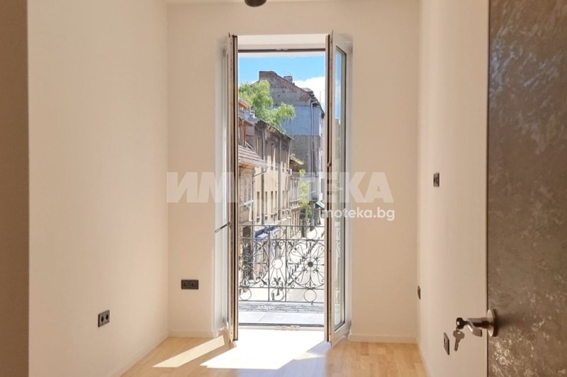 Продава  Многостаен град София , Център , 183 кв.м | 28044946 - изображение [17]