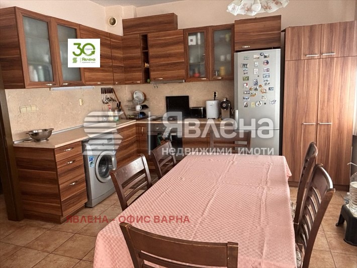 Продава КЪЩА, гр. Варна, м-т Долна Трака, снимка 2 - Къщи - 53460068